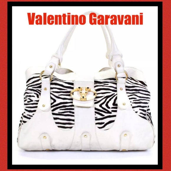 Authentic Valentino Garavani Zebra leather Bag ❤️ - Picture 10 of 11